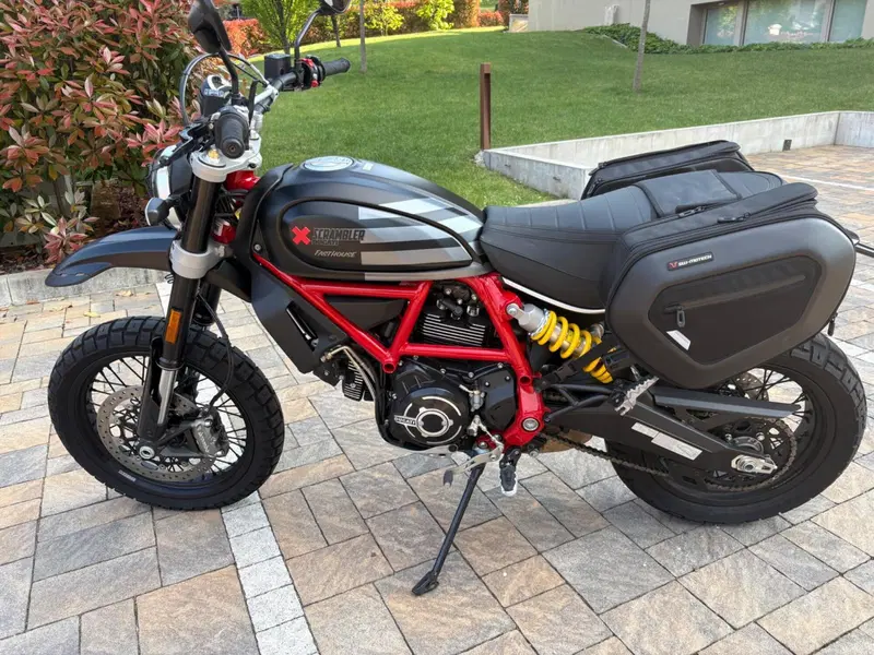 Ducati Scrambler 800 Desert Sled Fasthouse (2021 - 22) (4)