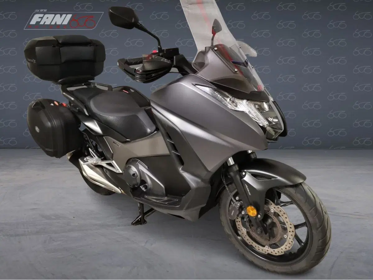 Honda Integra 750 DCT (2016 - 17) (2)