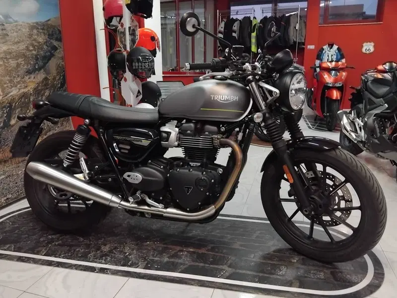 Triumph Speed Twin 900 (2023 - 24) (2)
