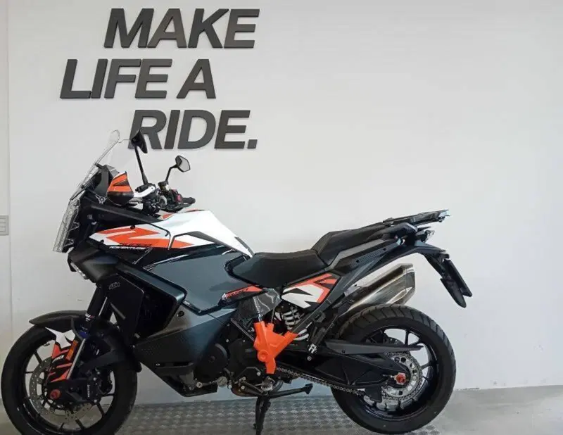 KTM 1390 Super Adventure S EVO (2026) (2)