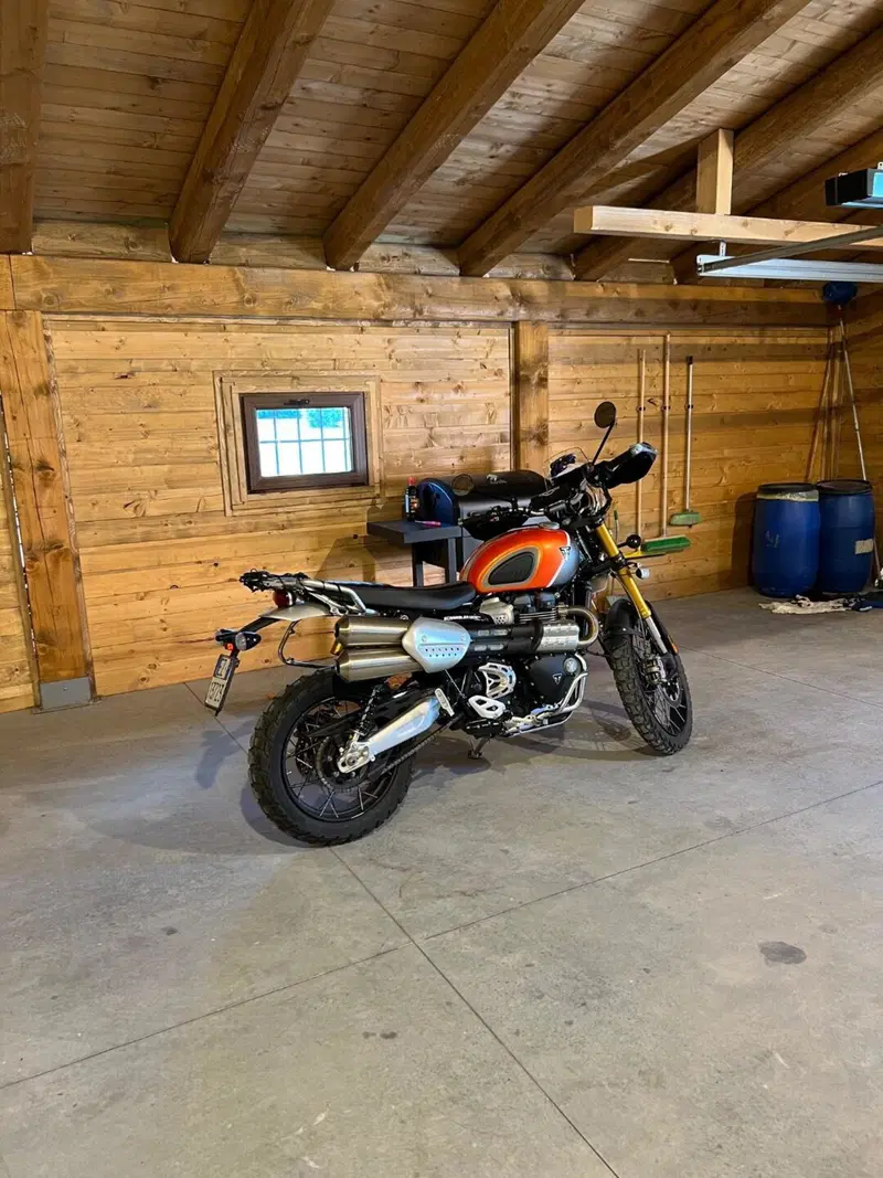Triumph Scrambler 1200 XE (2021 - 23) (2)