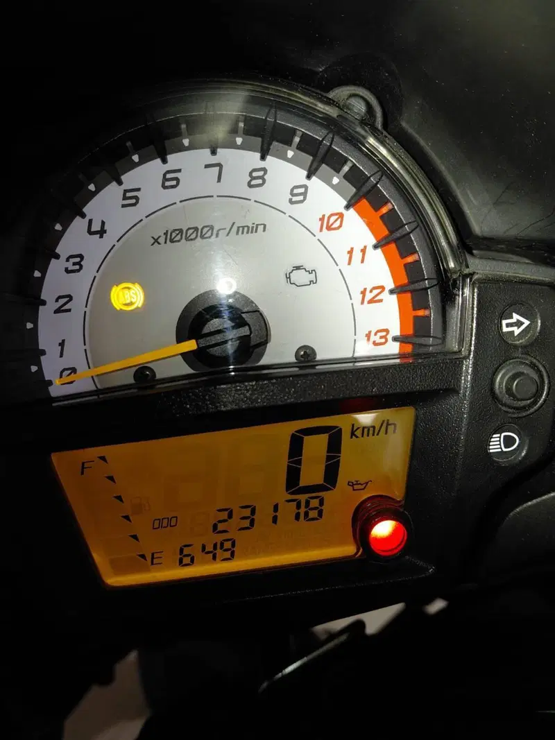 Kawasaki Versys 650 ABS (2015 - 16) (5)