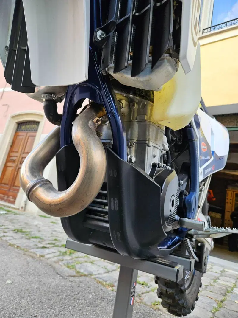 Husqvarna FE 450 (2025) (7)