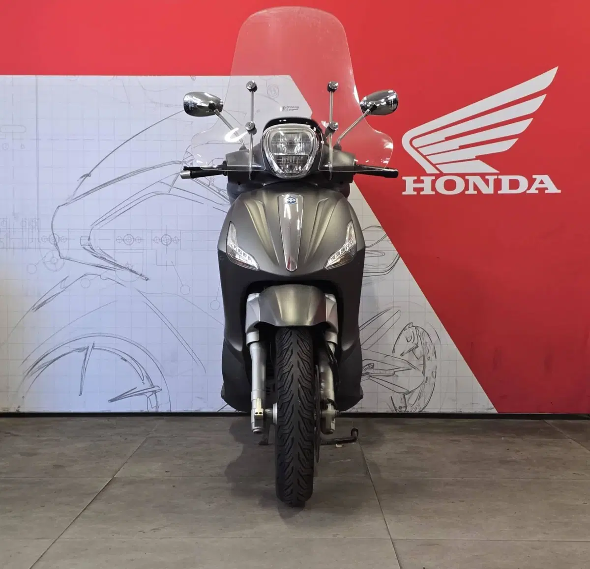Piaggio Beverly 300 i.e. ABS-ASR (2016 - 20) (2)