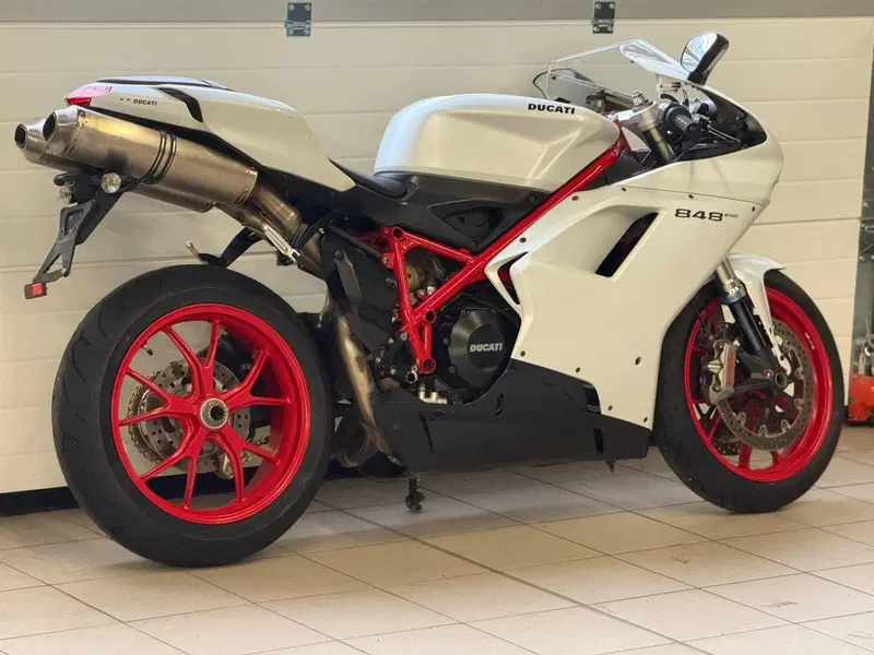 Ducati 848 EVO (2010 - 12) (6)