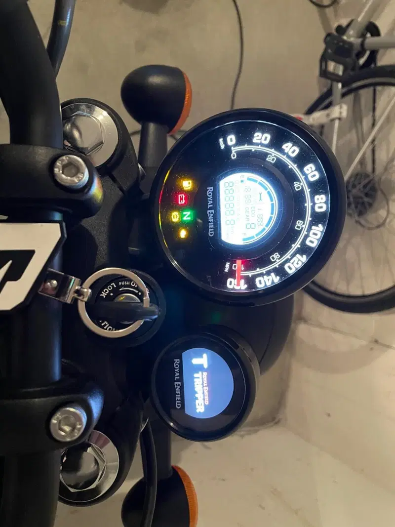 Royal Enfield HNTR 350 (2022 - 26) (6)