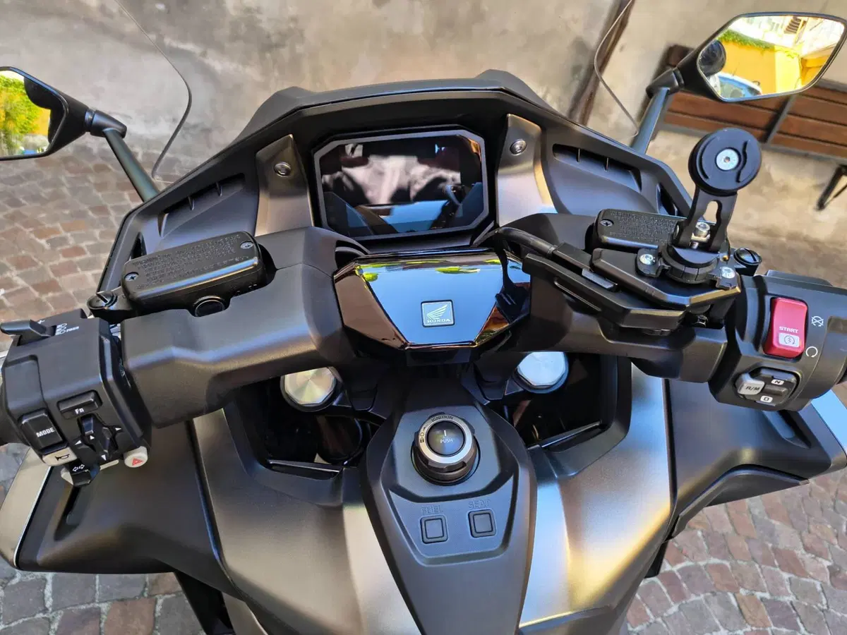 Honda Forza 750 DCT Urban (2021 - 24) (3)