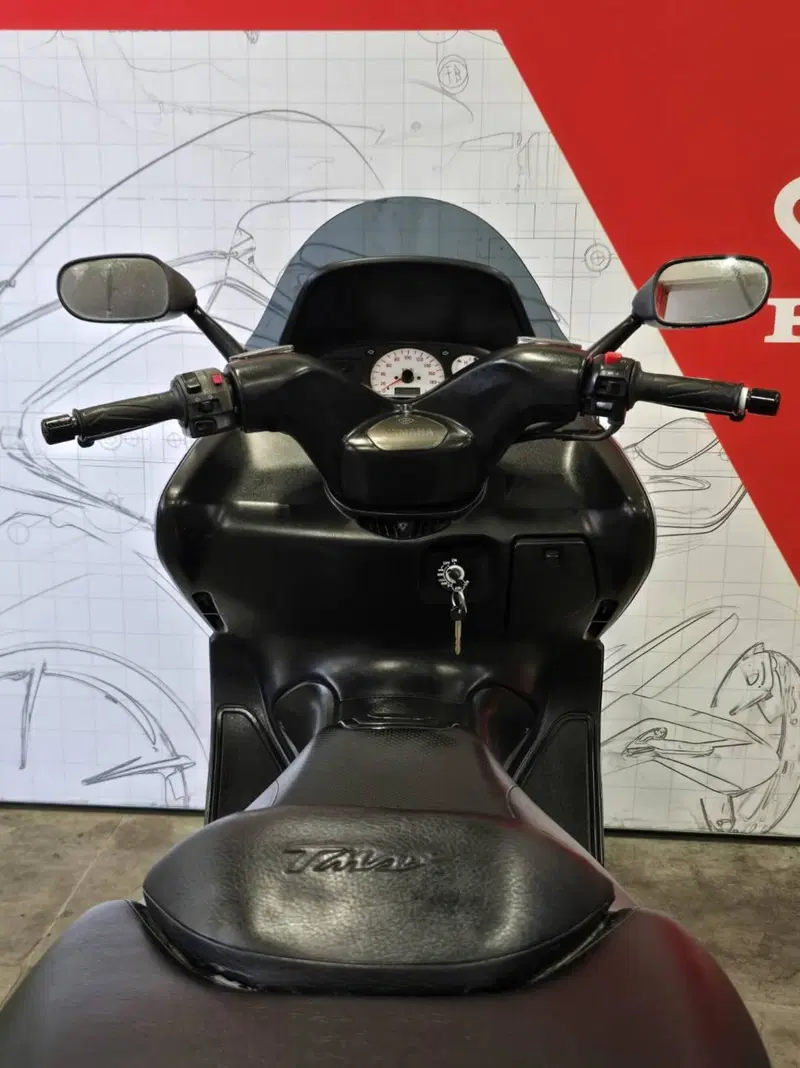 Yamaha T-Max 500 (2001 - 03) (5)