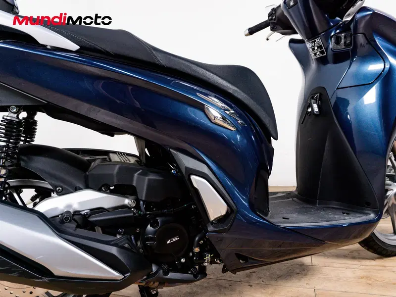 Honda SH 350i Sport (2025 - 26) (4)