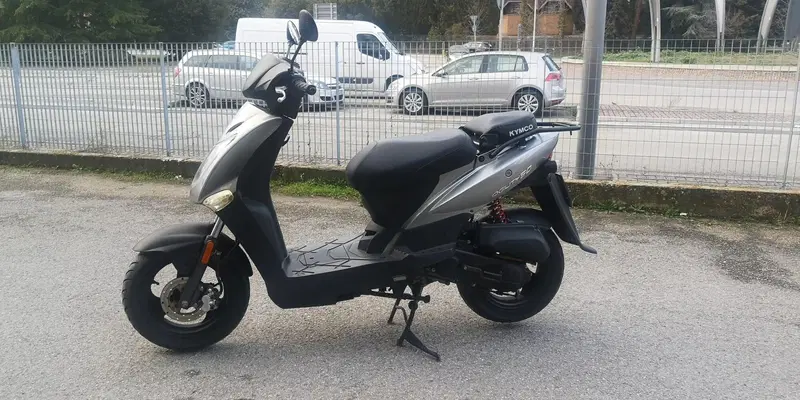 Kymco Agility 50 R16 + (2008 - 18) (2)