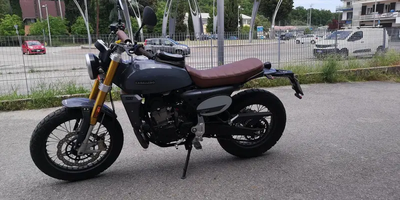 Fantic Motor Caballero 500 Scrambler Deluxe (2024) (10)