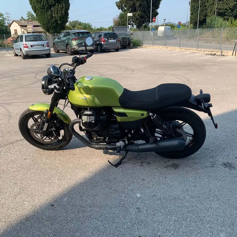 Moto Guzzi V7 Sport (2025 - 26) (4)