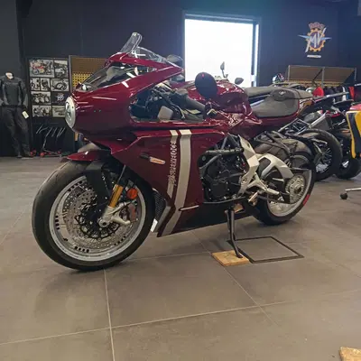 MV Agusta Superveloce 800 98 (2023 - 26) nuova
