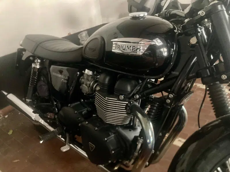 Triumph Bonneville T100 (2008 - 16)
