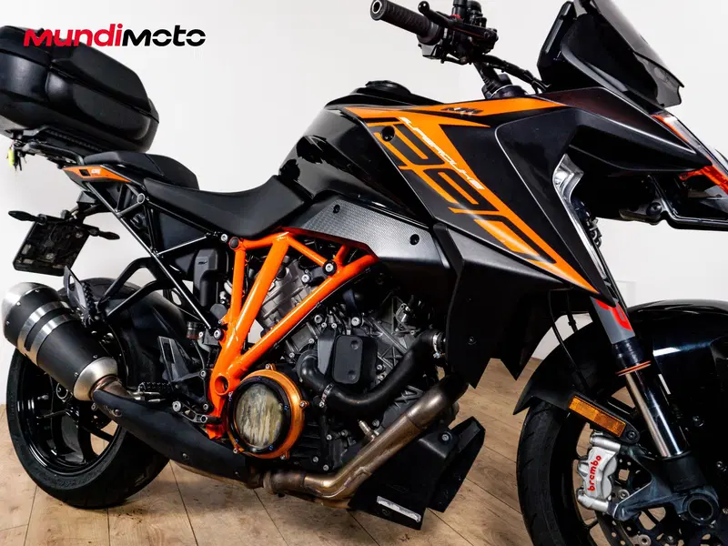 KTM 1290 Super Duke GT (2022 - 25) (4)