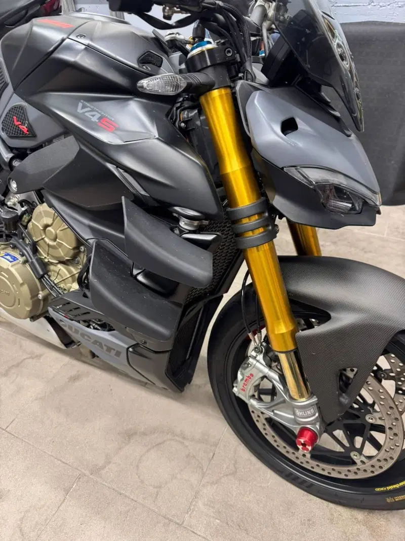 Ducati Streetfighter V4 S (2023 - 24) (2)