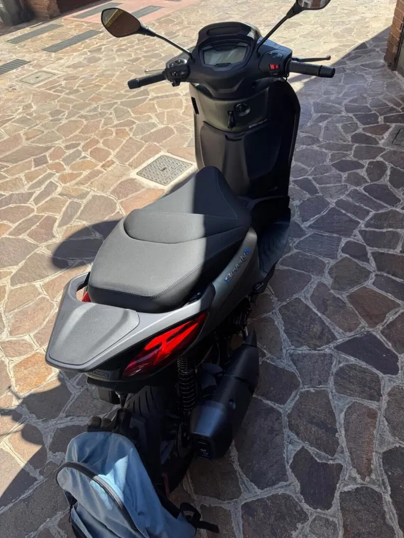 Piaggio Beverly 310 S (2025 - 26) (8)