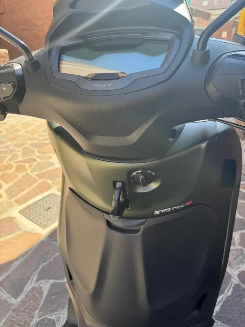 Piaggio Beverly 310 S (2025 - 26) (10)