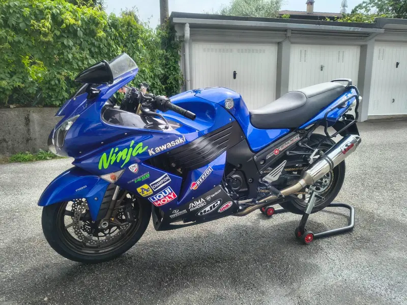 Kawasaki ZZR 1400 (2006 - 11) (7)