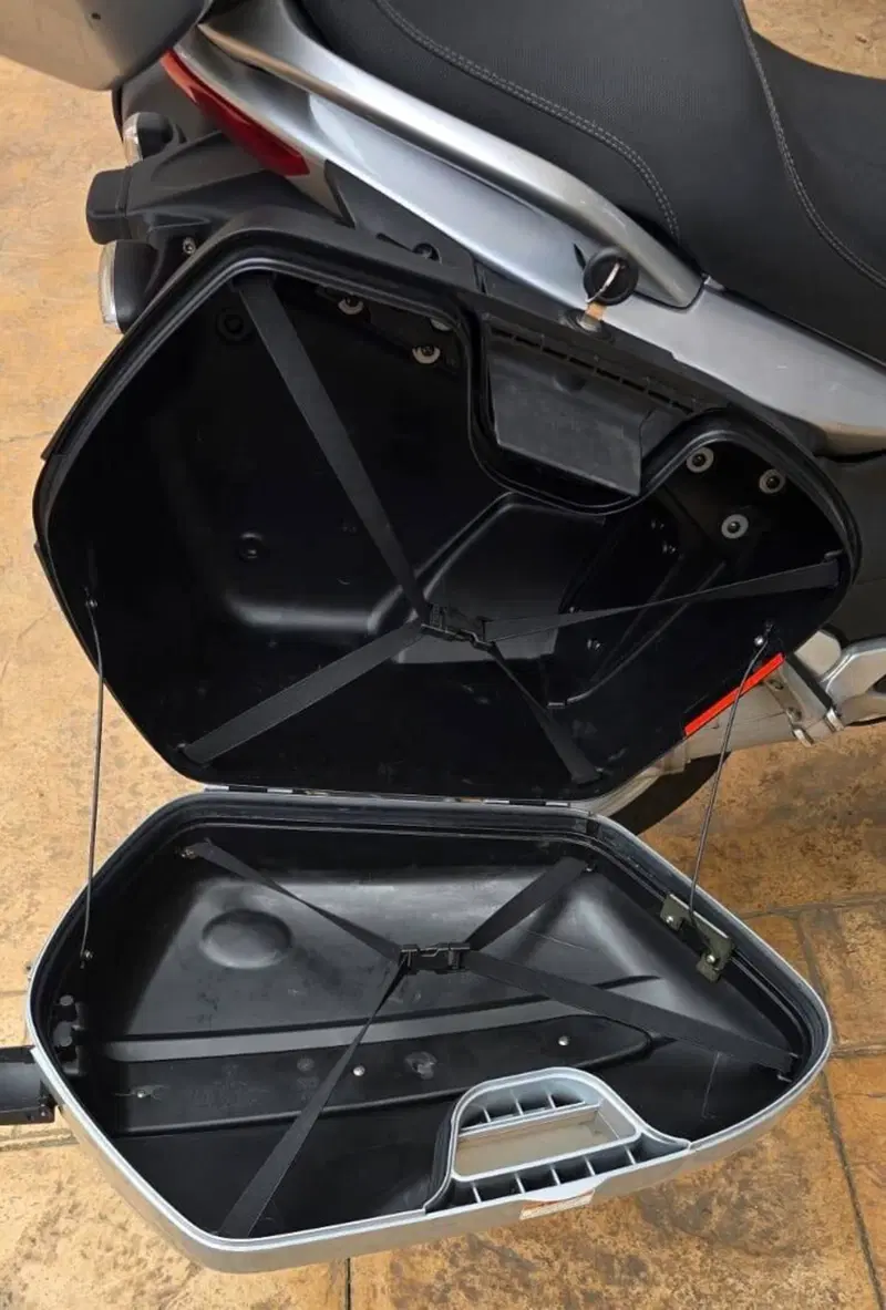 Moto Guzzi Norge 1200 (2006 - 10) (6)