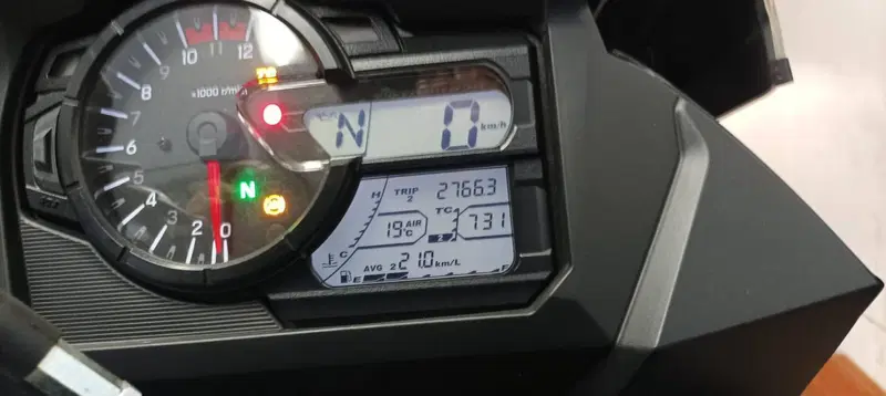 Suzuki V-Strom 650XT Explorer (2022 - 25) (4)