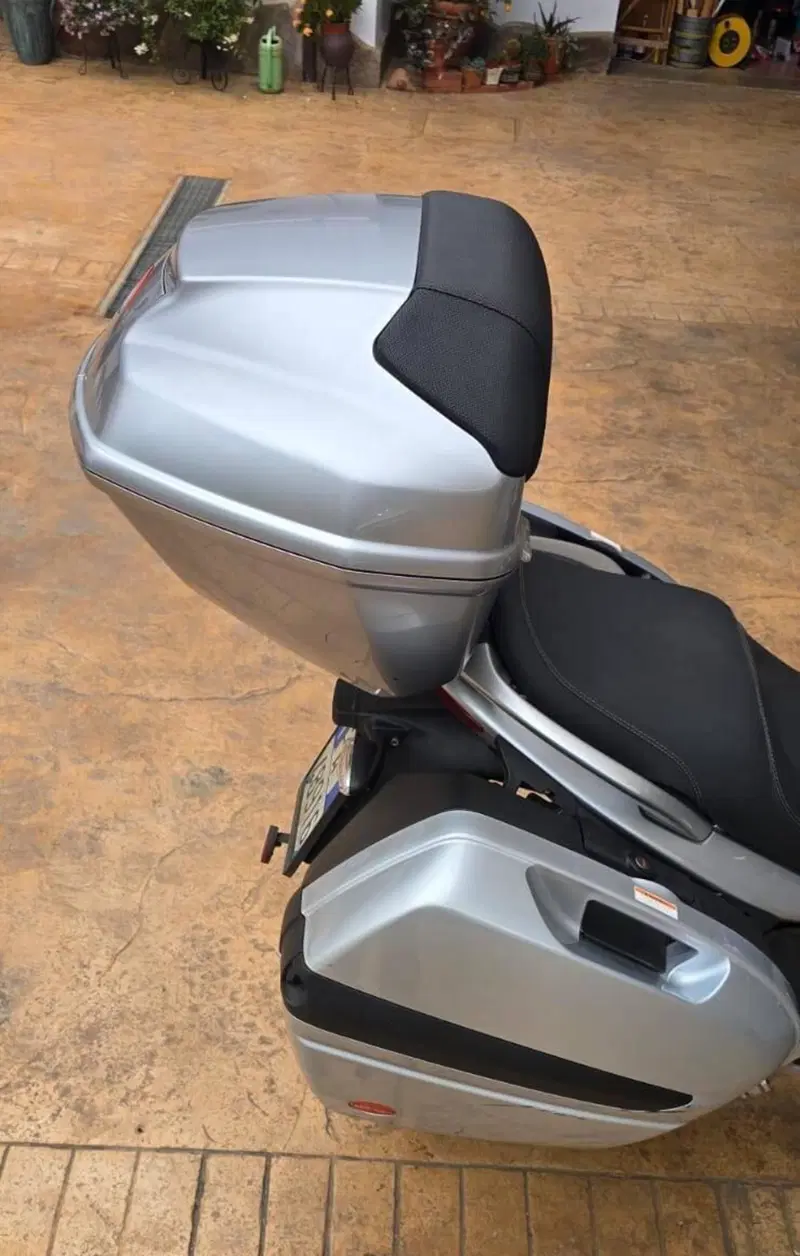 Moto Guzzi Norge 1200 (2006 - 10) (13)