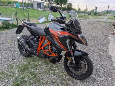 KTM 1290 Super Duke GT (2021) usata