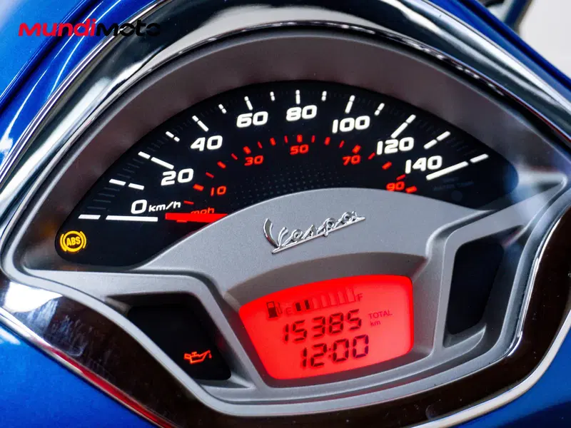 Vespa GTS 300 Super ABS (2014 - 16) (12)