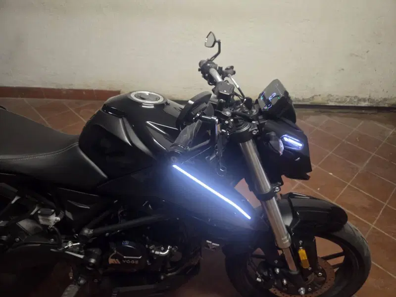 Voge Brivido 125R (2023 - 26) (2)