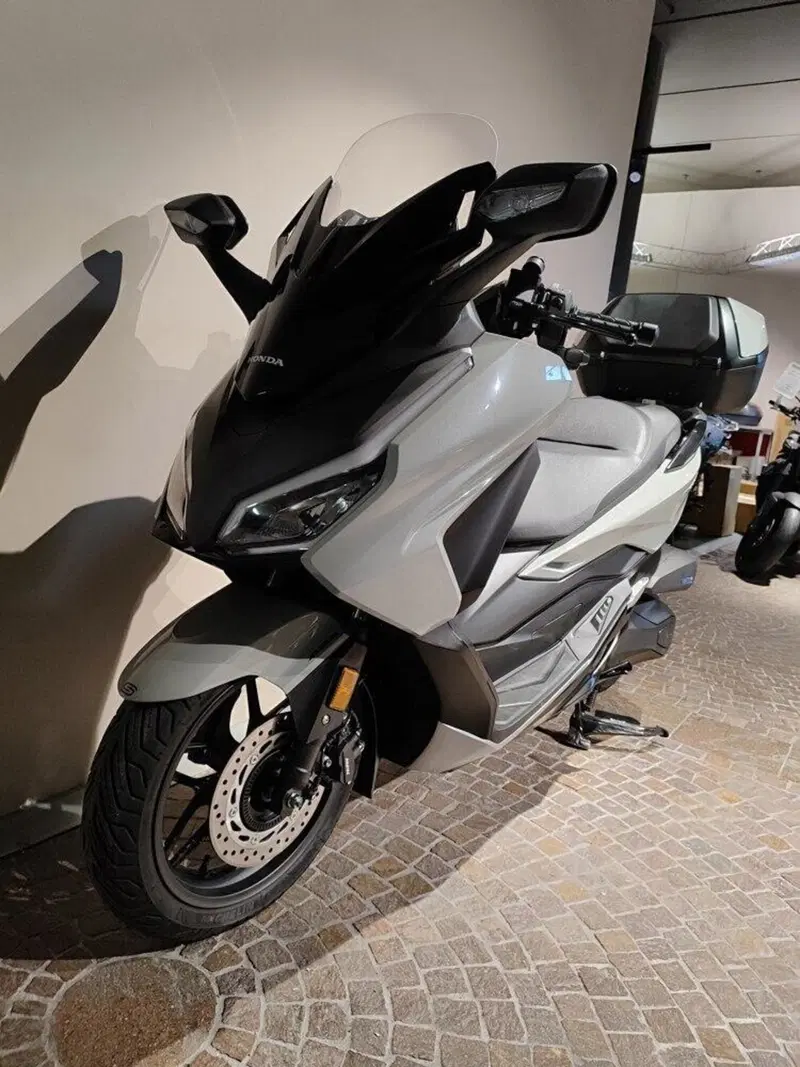 Honda Forza 350 Deluxe (2022 - 24) (7)