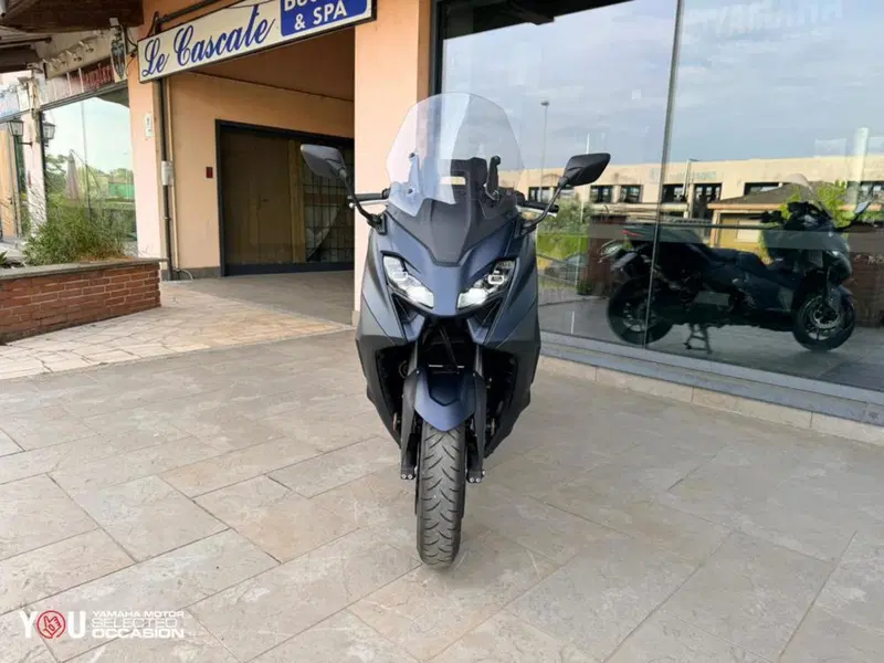 Yamaha T-Max 560 (2022 - 24) (4)