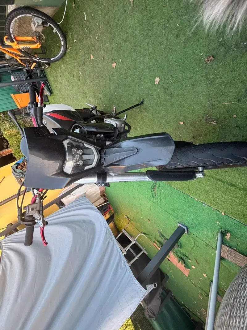 Betamotor RR 125 4T Motard LC (2018 - 20) (2)