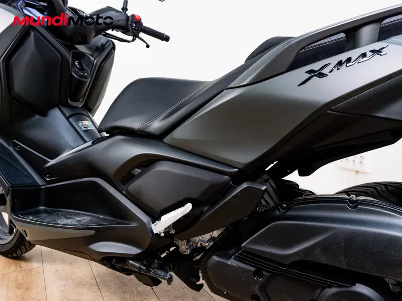Yamaha X-Max 125 Tech Max+ (2025 - 26) (10)