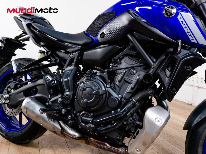 Yamaha MT-07 (2014 - 16) (5)