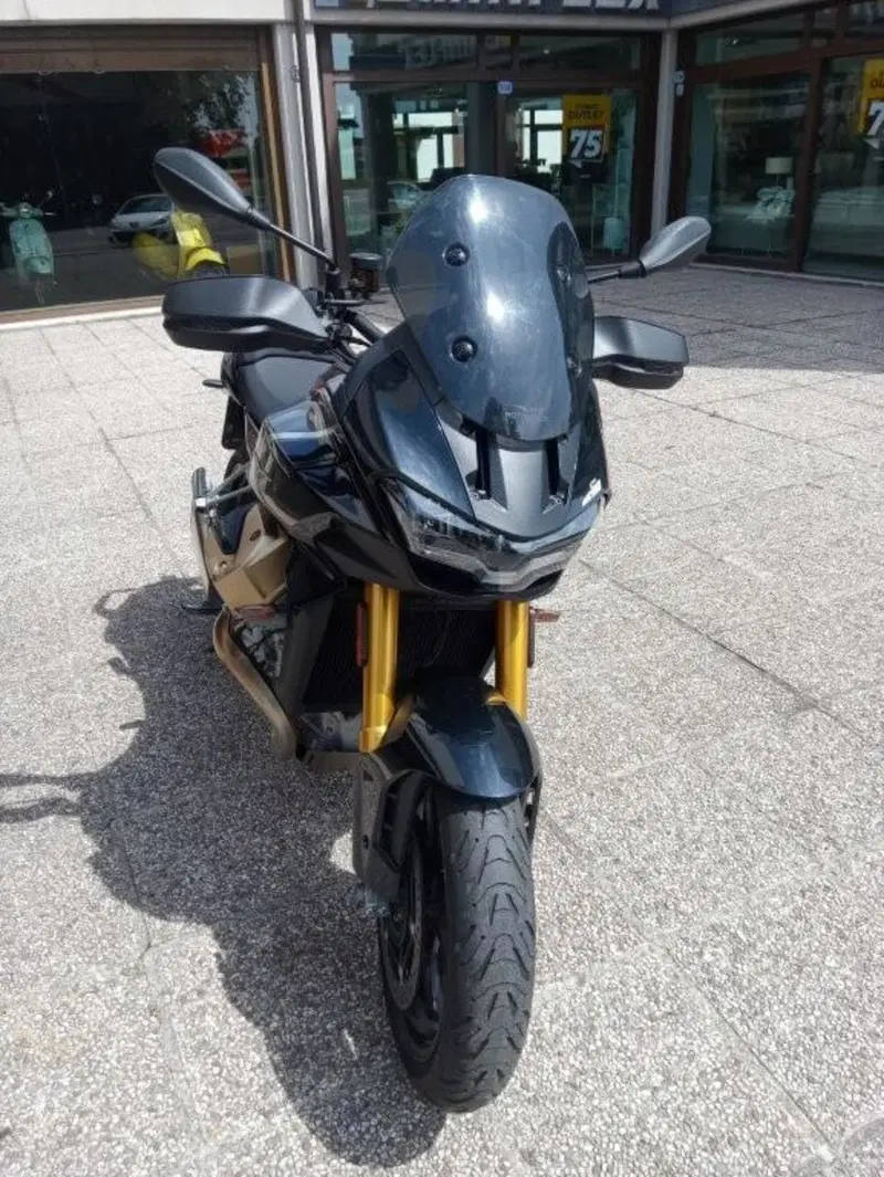 Moto Guzzi V100 Mandello S (2022 - 24) (3)