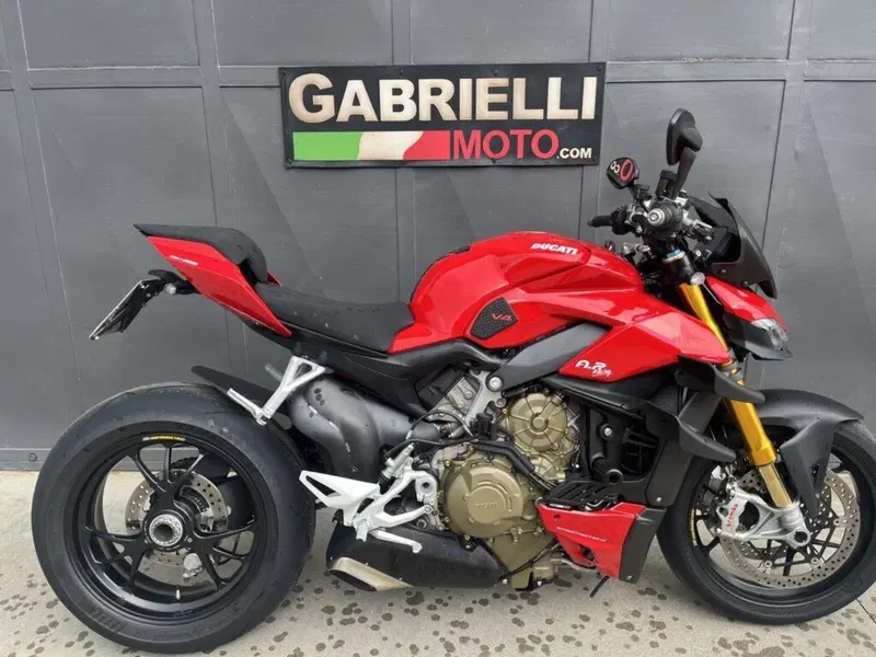 Ducati Streetfighter V4 1100 S (2020) (3)
