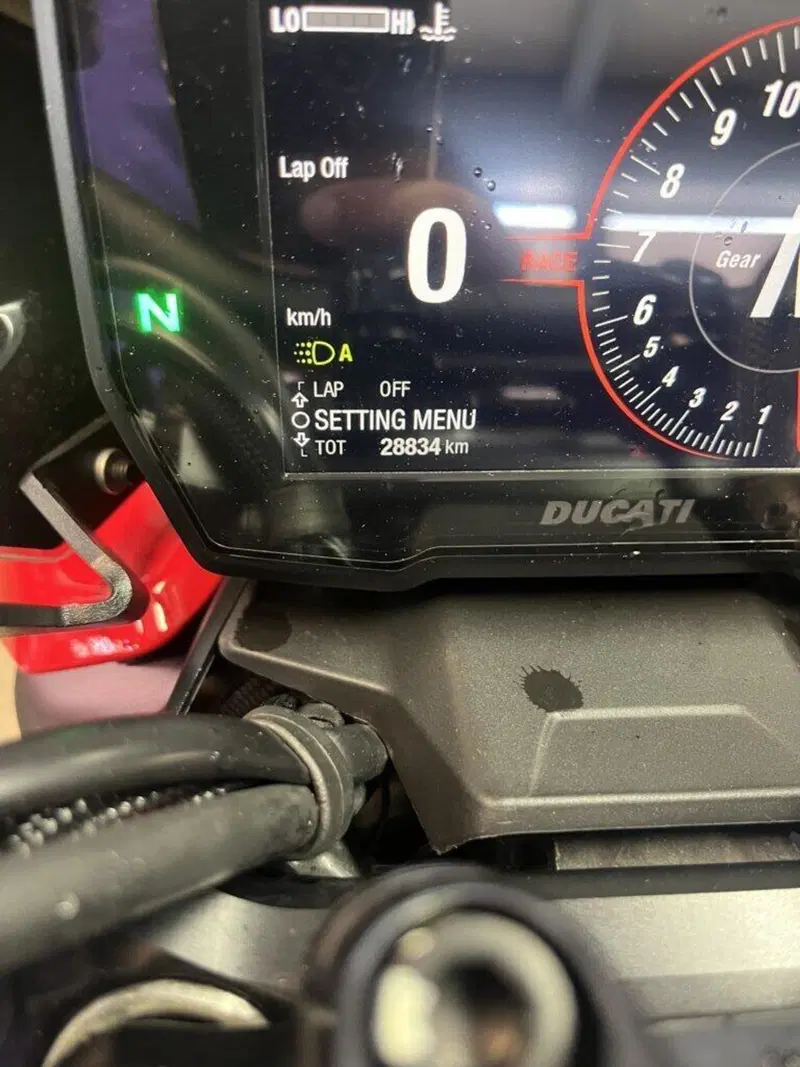 Ducati Streetfighter V4 1100 S (2020) (4)
