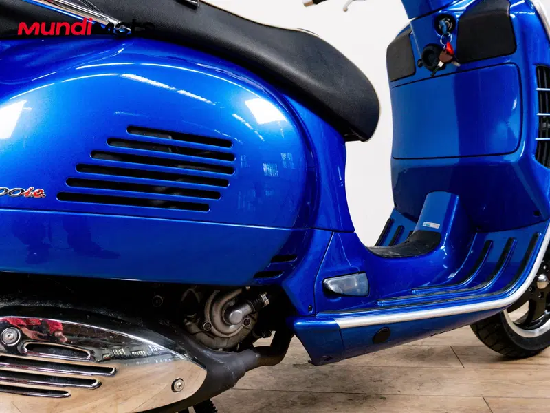 Vespa GTS 300 Super ABS (2014 - 16) (4)