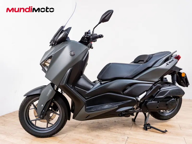 Yamaha X-Max 125 Tech Max+ (2025 - 26) (8)
