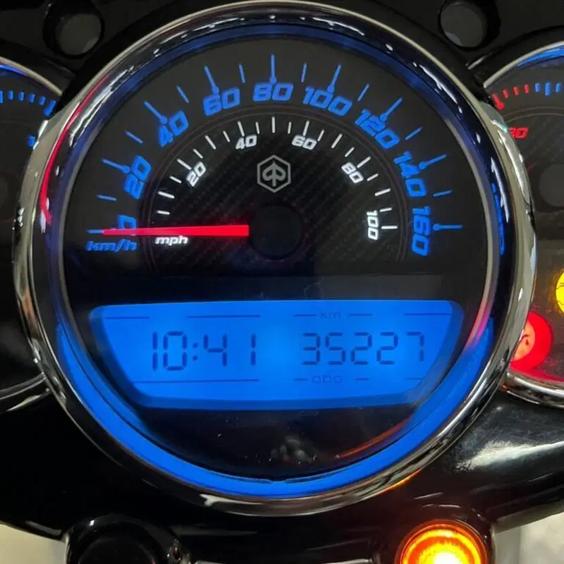 Piaggio Beverly 350 SportTouring ie ABS (2011 - 17) (5)
