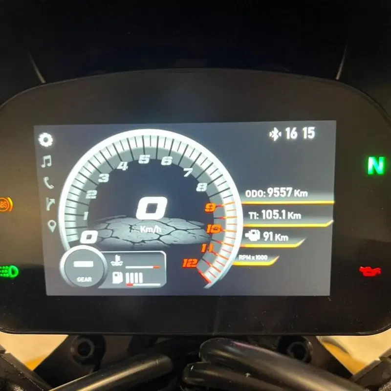 Moto Morini SEIEMMEZZO SCR (2022 - 26) (5)
