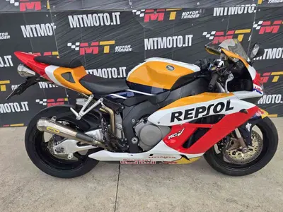 Honda CBR 1000 RR Fireblade (2004 - 05) usata