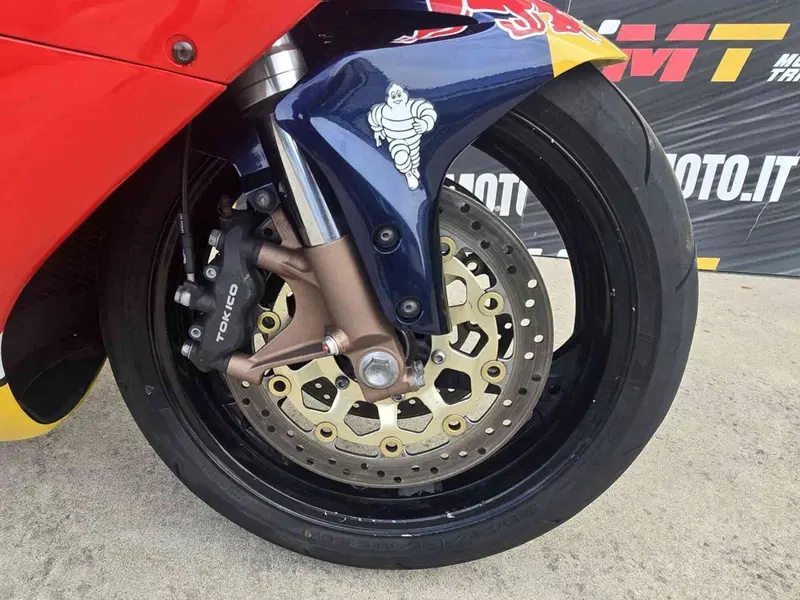 Honda CBR 1000 RR Fireblade (2004 - 05) (10)