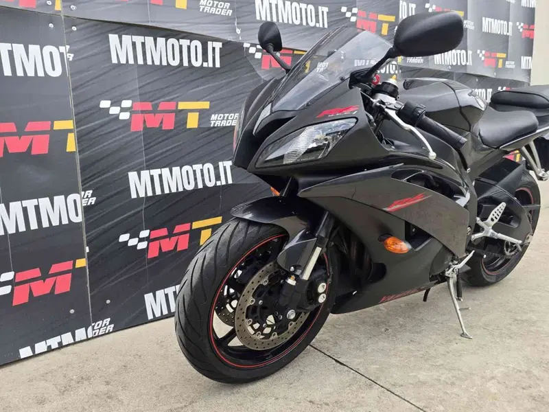 Yamaha YZF R6 (2008 - 09) (3)