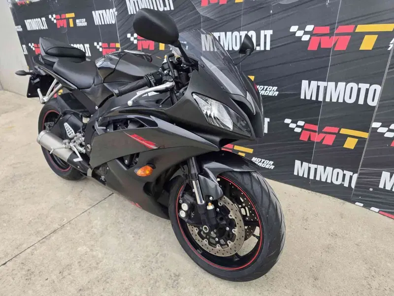 Yamaha YZF R6 (2008 - 09) (5)