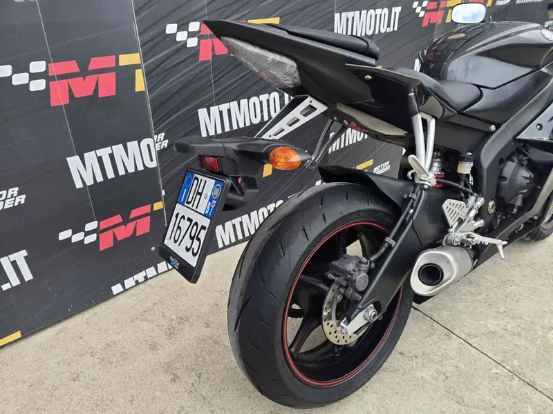 Yamaha YZF R6 (2008 - 09) (29)