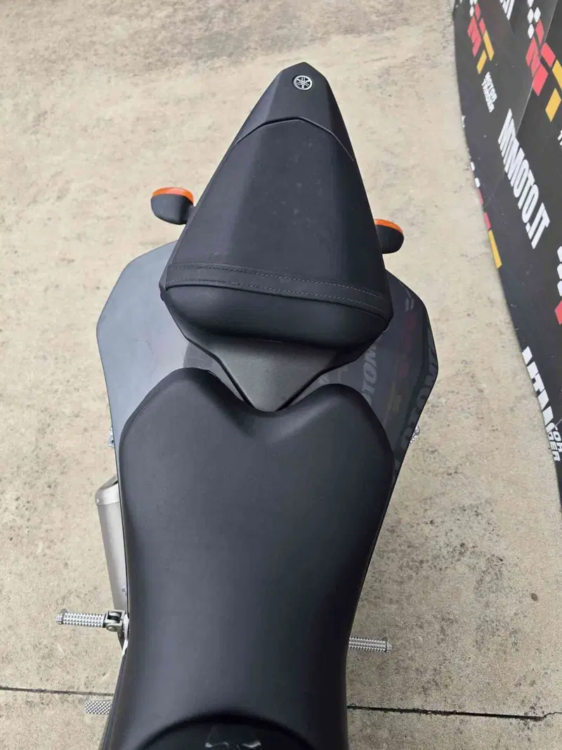 Yamaha YZF R6 (2008 - 09) (24)