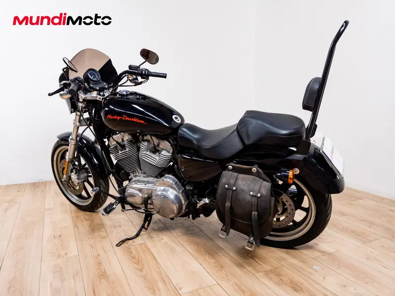 Harley-Davidson 883 SuperLow (2010 - 16) - XL 883L (6)