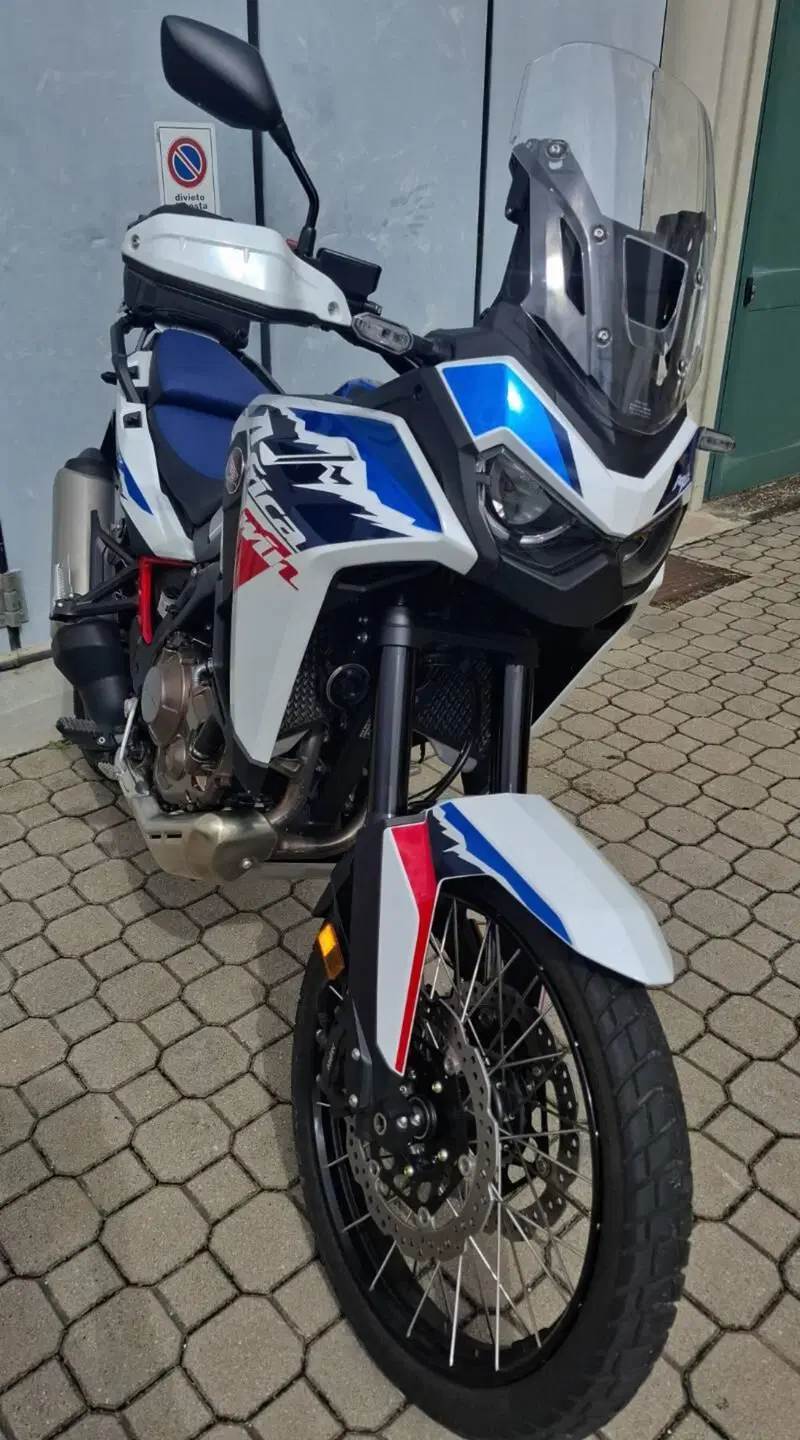 Honda Africa Twin CRF 1100L (2024 - 26) (4)