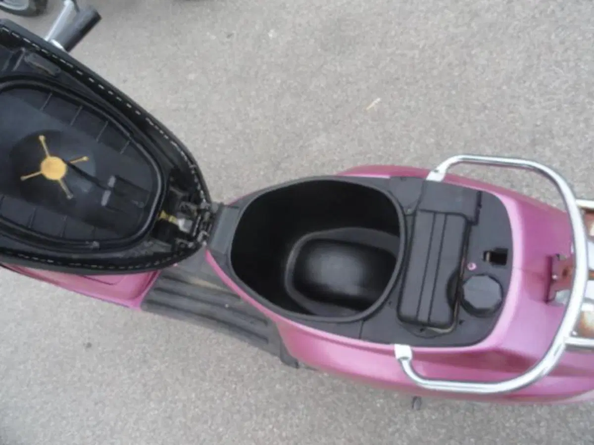 Vespa LX 150 (2005 - 11) (13)